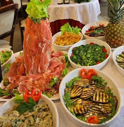 Szálloda Vienna Ostenda E Ristorante Il Danubio 4*