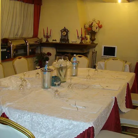 Hotell Vienna Ostenda E Ristorante Il Danubio 4*