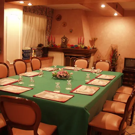 酒店 Vienna Ostenda E Ristorante Il Danubio 里米尼