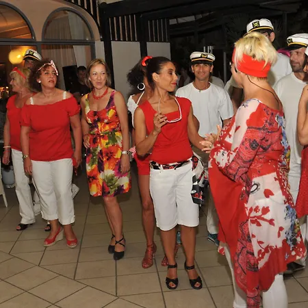 Vienna Ostenda E Ristorante Il Danubio Hotell Rimini