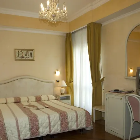 Vienna Ostenda E Ristorante Il Danubio Hotel Rímini