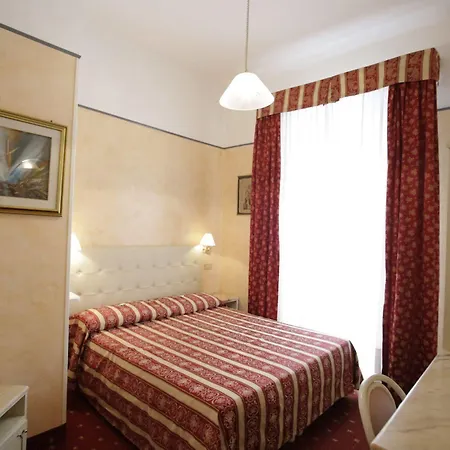 Ξενοδοχείο Vienna Ostenda E Ristorante Il Danubio 4*