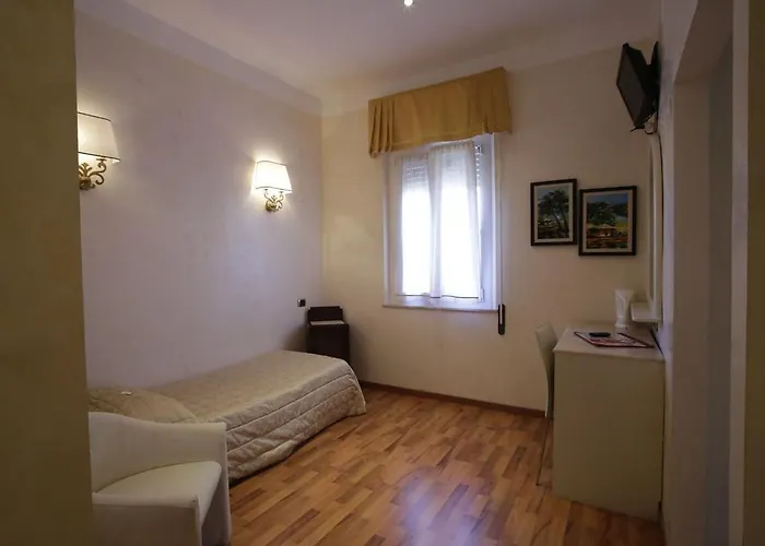 Vienna Ostenda E Ristorante Il Danubio فندق 4*