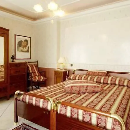 Vienna Ostenda E Ristorante Il Danubio 4* Римини