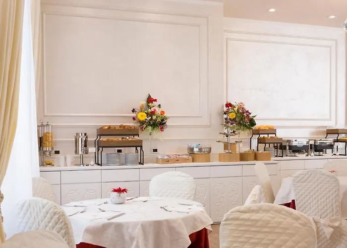 Vienna Ostenda E Ristorante Il Danubio 4* Rimini