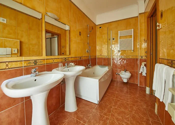 Hotel Vienna Ostenda E Ristorante Il Danubio Rimini