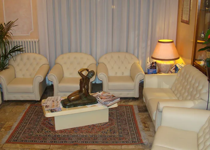 Hotel Vienna Ostenda E Ristorante Il Danubio 4*