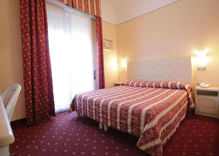 Hotel Vienna Ostenda E Ristorante Il Danubio